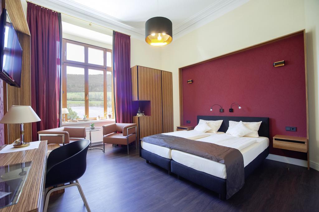 Weinhotel St. Stephanus Zeltingen-Rachtig Dış mekan fotoğraf